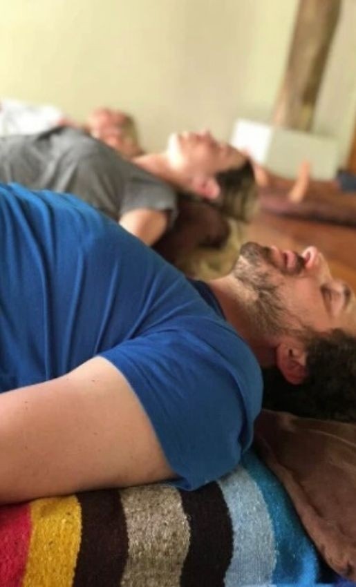 sr6IF78HSJ64ds25Ebfx_BW515-850-1